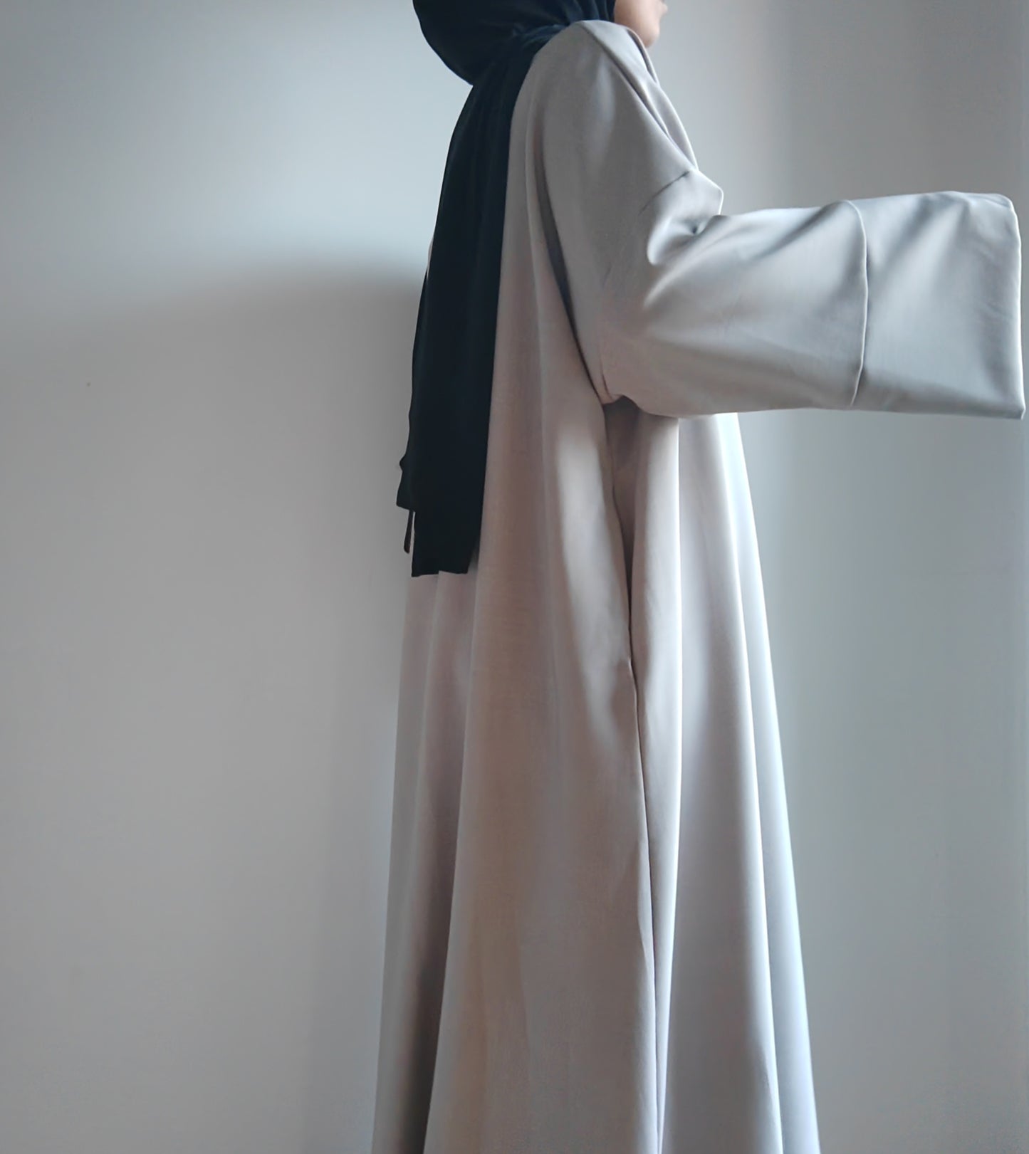 Abaya Lin Taupe